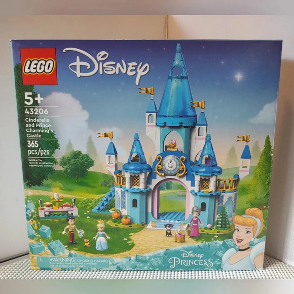 Lego Disney 43206 Cinderella and Prince Charming's Castle